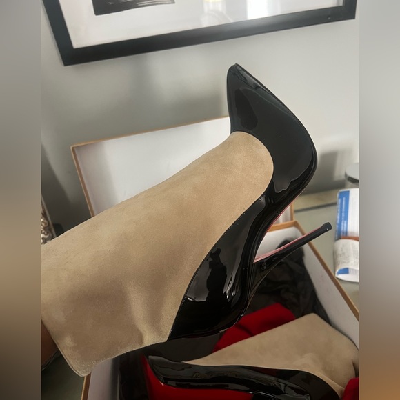 Christian Louboutin
Suede Colorblock Pattern Boots - Picture 11 of 13